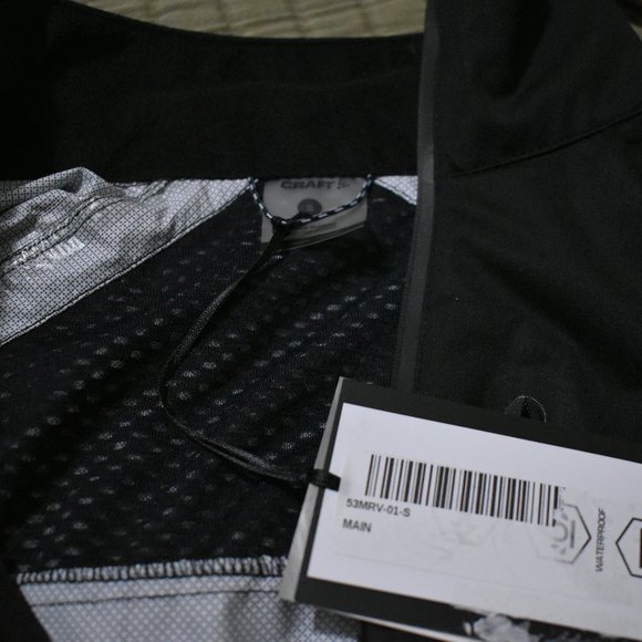 NWT Craft Sportswear Stride Rain Jacket Waterproof Wm's S Black - Picture 14 of 16
